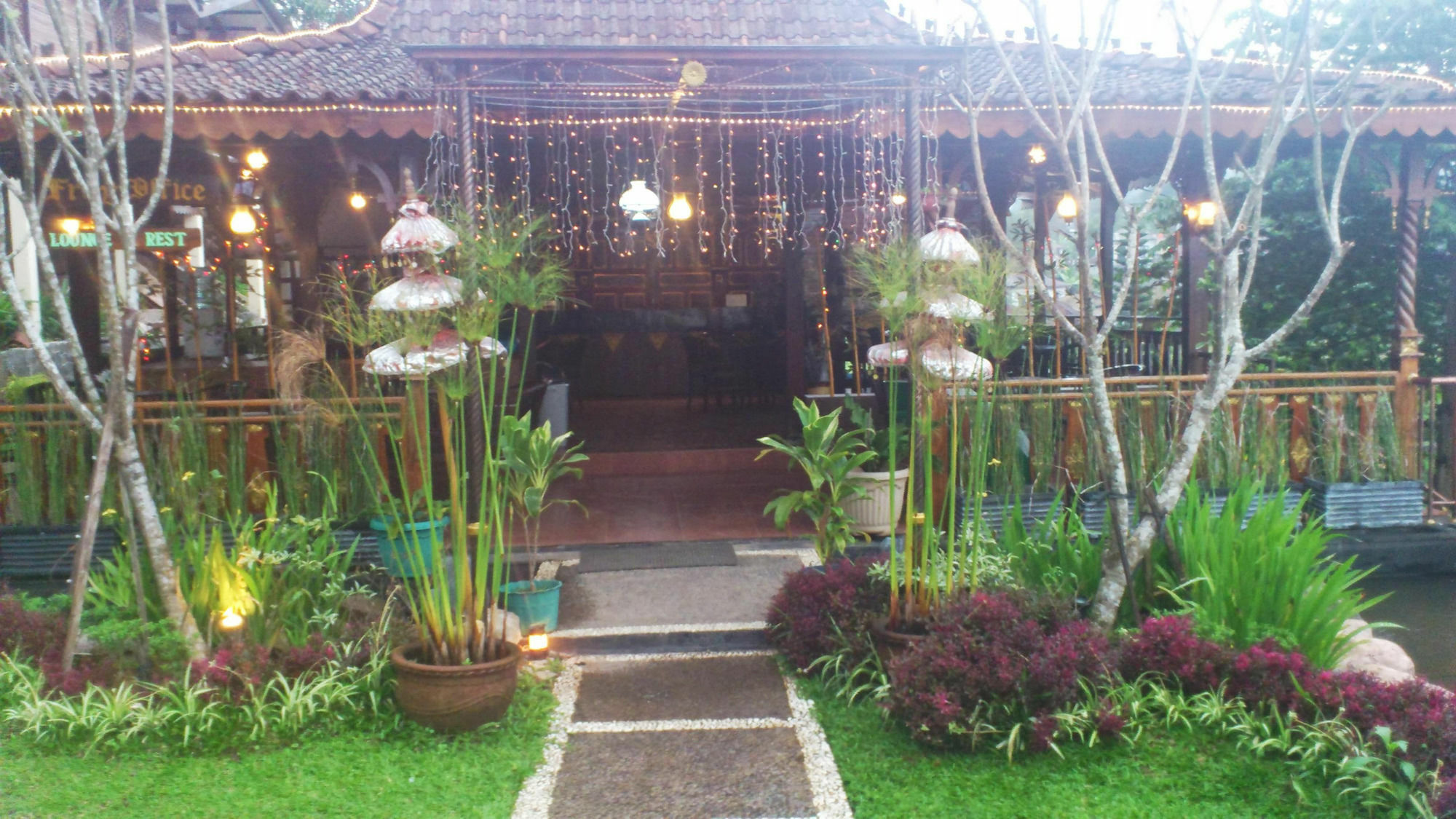 Sitamiang Resort Hotel Bogor Exteriör bild